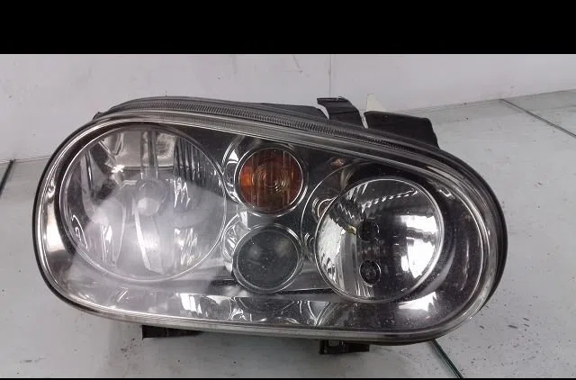 Phare droit Volkswagen GOLF IV (1J1) 1.9 tdi (1997-2004) occasion