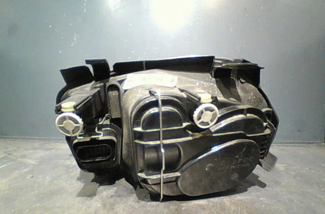 Phare droit Volkswagen GOLF IV (1J1) 1.9 tdi (1997-2004) occasion