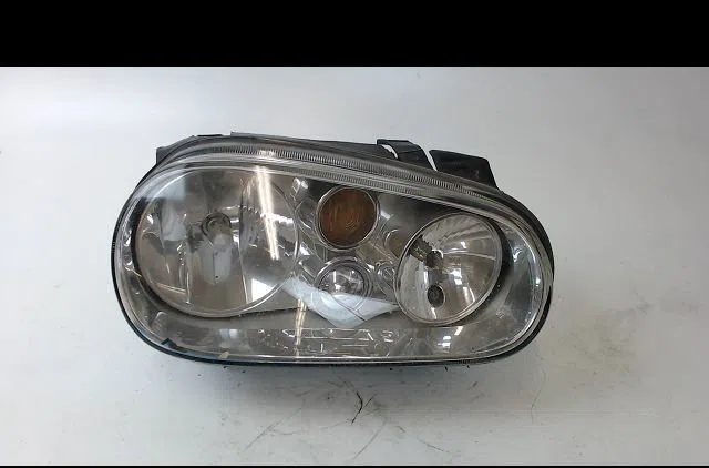 Phare droit VOLKSWAGEN GOLF occasion