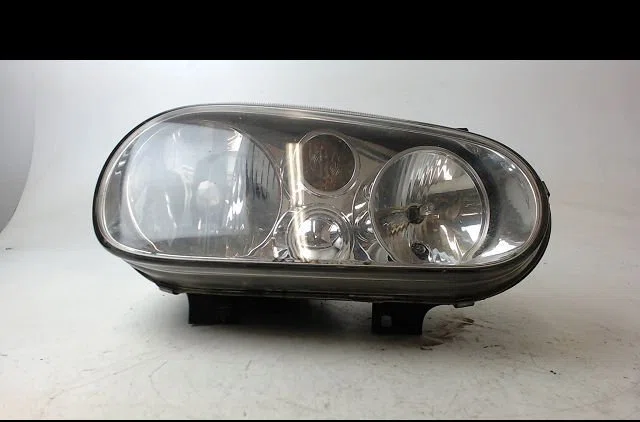 Phare droit VOLKSWAGEN GOLF occasion