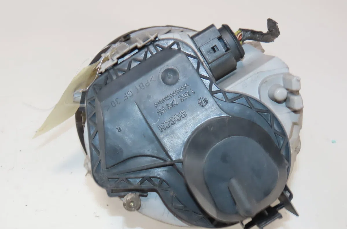 Phare droit Volkswagen NEW BEETLE (9C1, 1C1) 2.0 (1998-2010) occasion