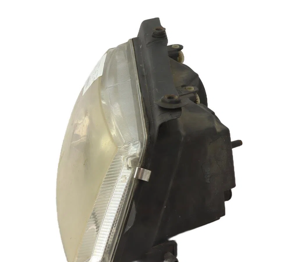 Phare droit Volkswagen PASSAT B5 Variant (3B5) 1.8 t (1997-2000) occasion
