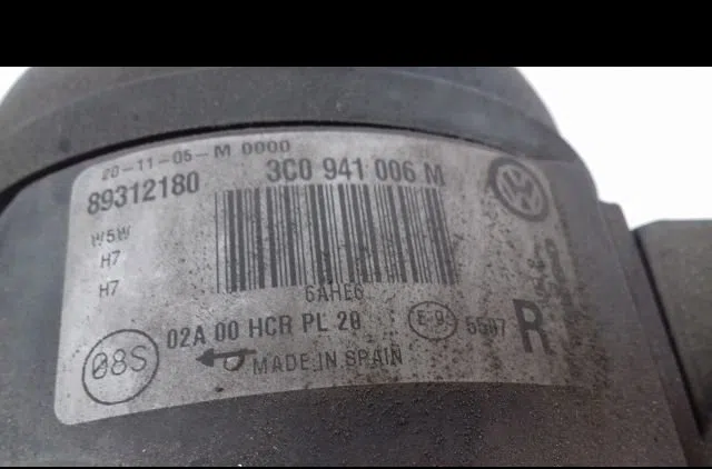 Phare droit Volkswagen PASSAT B6 Variant (3C5) 1.9 tdi (2005-2010) occasion