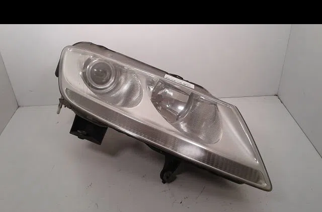 Phare droit Volkswagen PHAETON (3D1, 3D2, 3D3, 3D4, 3D6, 3D7, 3D8, 3D9) 3.0 v6 tdi 4motion (2004-2007) occasion