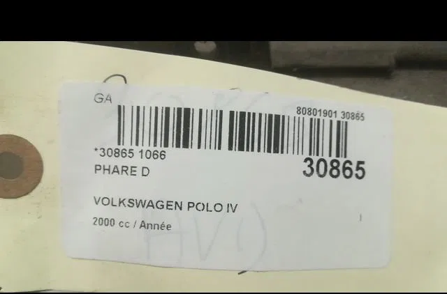Phare droit VOLKSWAGEN POLO IV 2000 occasion