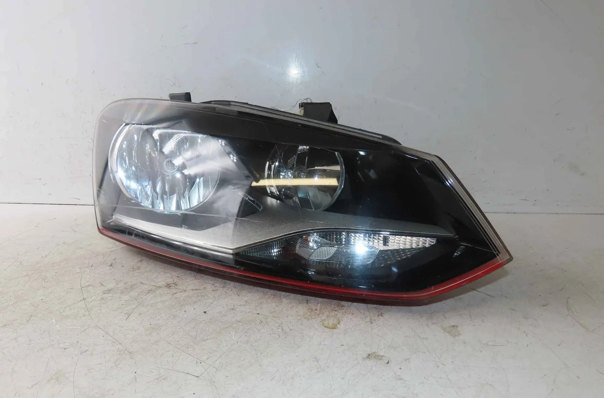Phare droit VOLKSWAGEN POLO V occasion