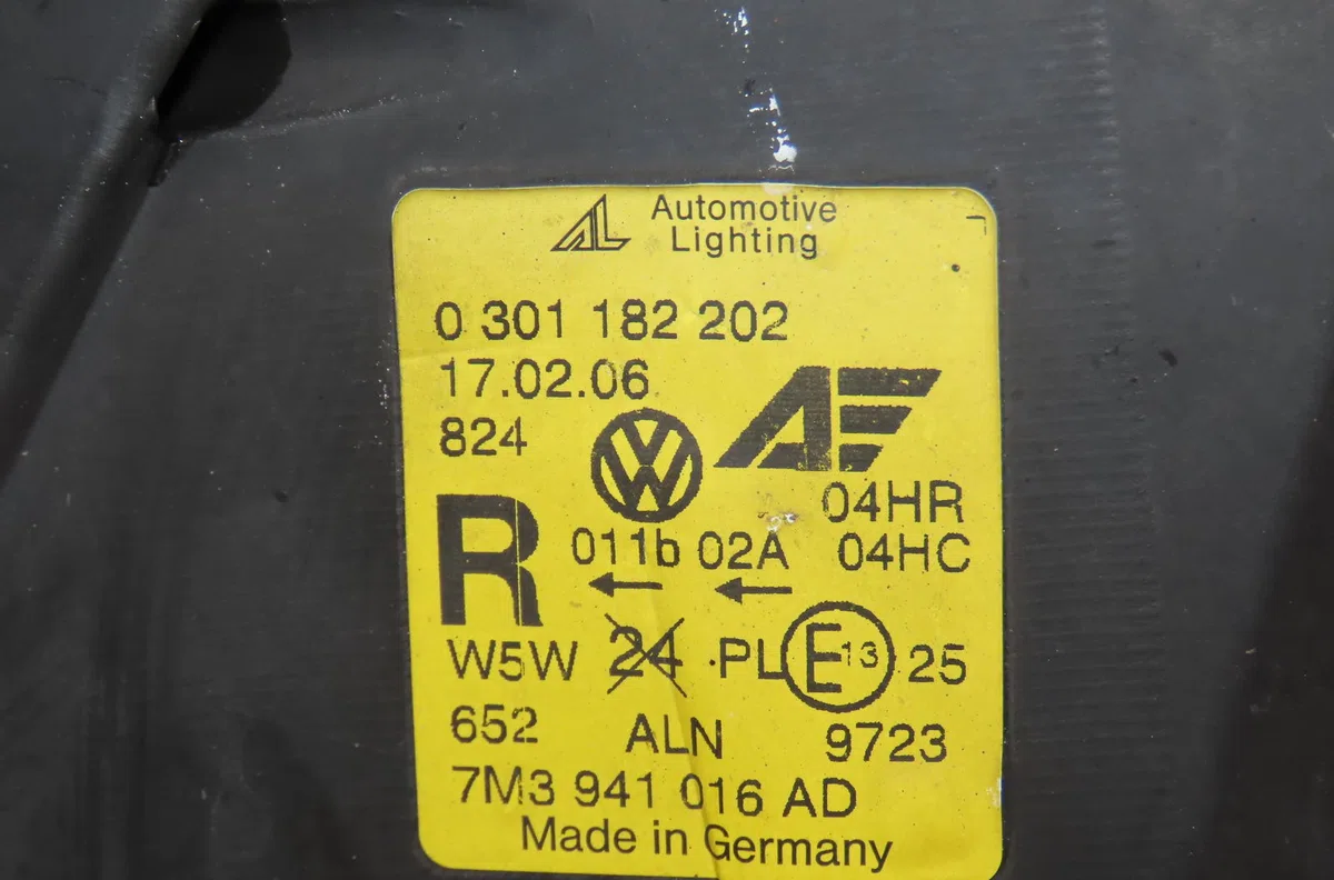 Phare droit Volkswagen SHARAN (7M8, 7M9, 7M6) 2.0 tdi (2005-2010) occasion