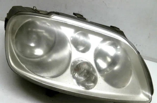 Phare droit Volkswagen TOURAN (1T1, 1T2) 1.9 tdi (2003-2004) occasion