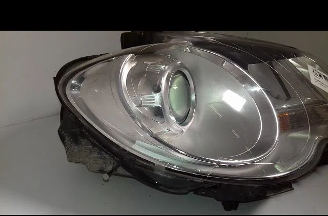 Phare droit Volkswagen TOURAN (1T1, 1T2) 2.0 tdi (2003-2010) occasion