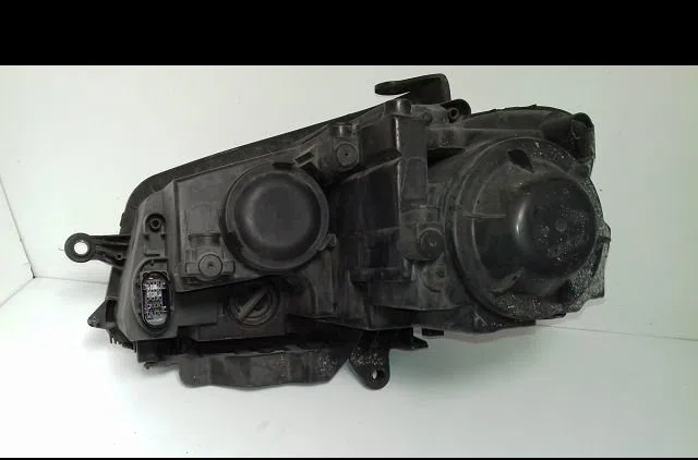 Phare droit Volkswagen TOURAN (1T1, 1T2) 2.0 tdi (2003-2010) occasion