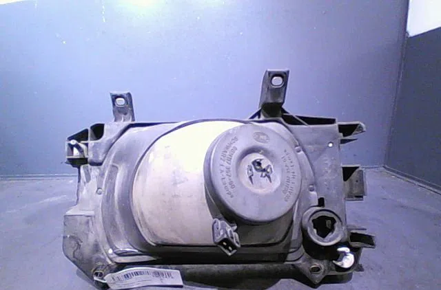 Phare droit Volkswagen TRANSPORTER IV Autobus-Autocar (70B, 70C, 7DB, 7DK, 70J, 70K 1.9 td (1992-2003) occasion