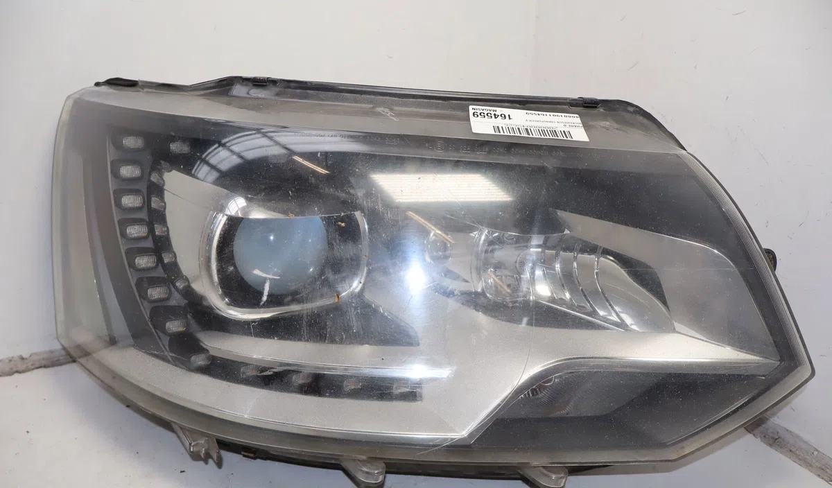 Phare droit Volkswagen TRANSPORTER V Autobus-Autocar (7HB, 7HJ, 7EB, 7EJ) 2.0 bitdi 4motion (2009-2015) occasion