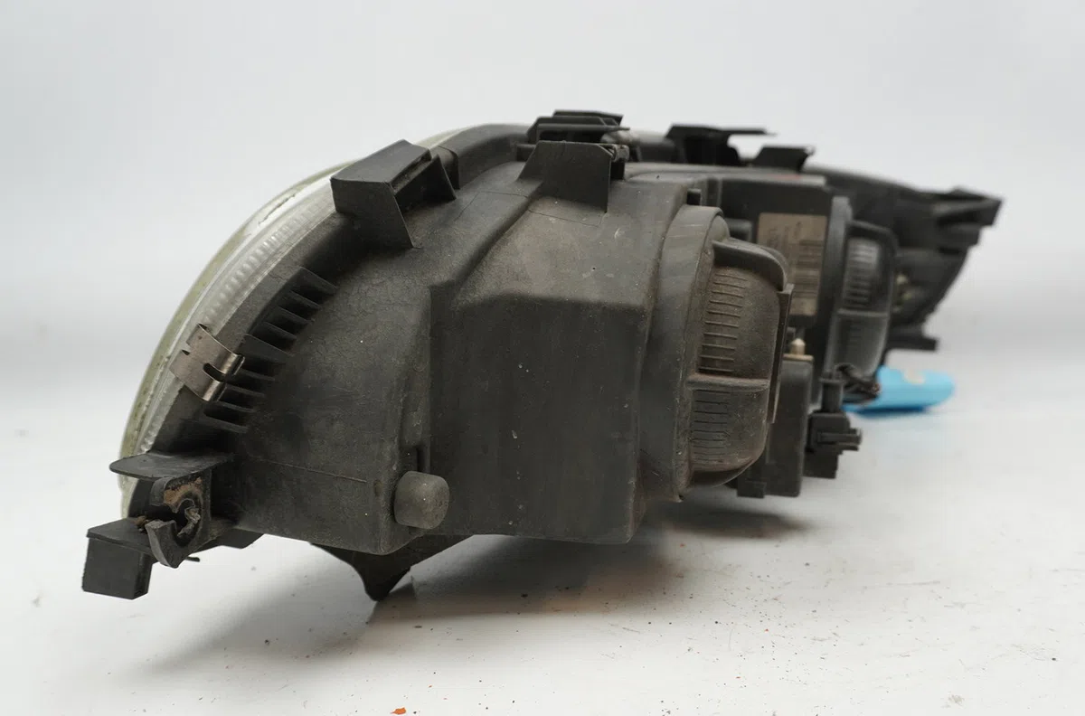 Phare droit Volvo S60 I (384) D5 (2001-2010) occasion