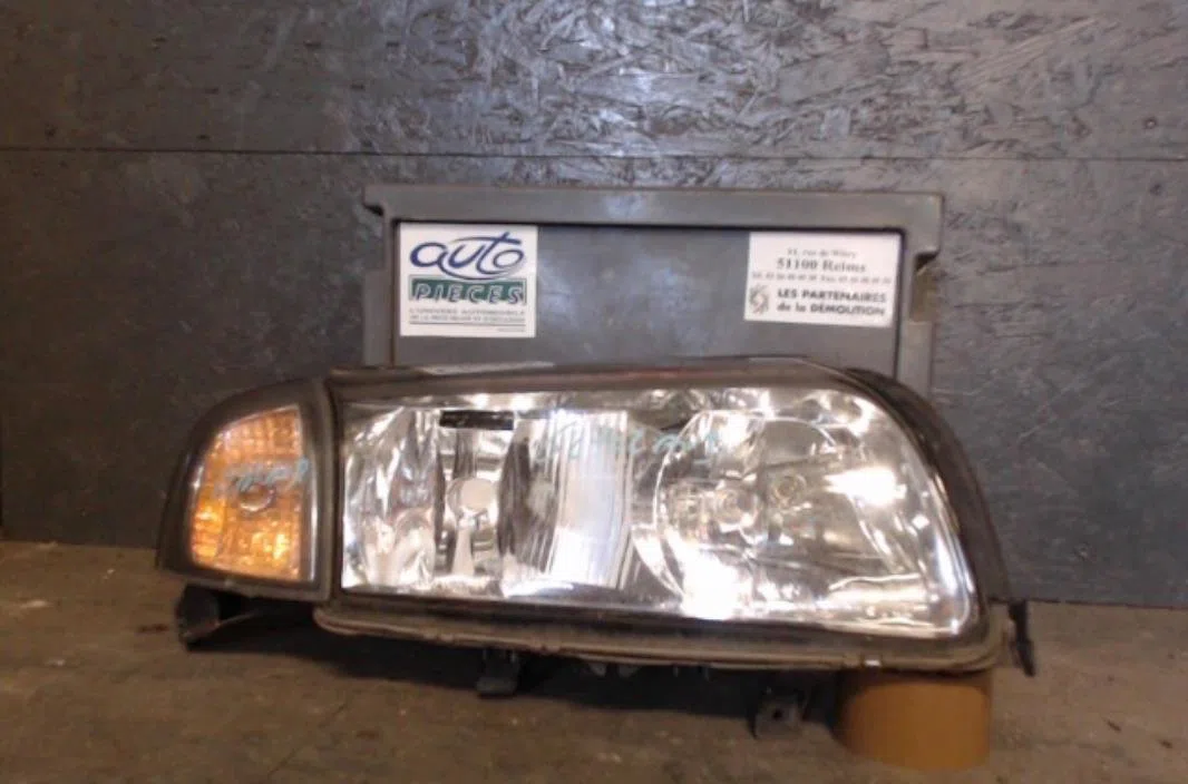 Phare droit Volvo S80 I (184) 2.5 tdi (1999-2006) occasion