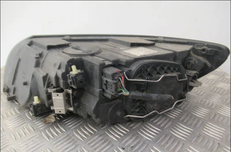 Phare droit Volvo V50 (545) 2.0 d (2004-2010) occasion