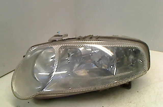 Phare gauche ALFA ROMEO 147  1.9 JTD 115ch occasion