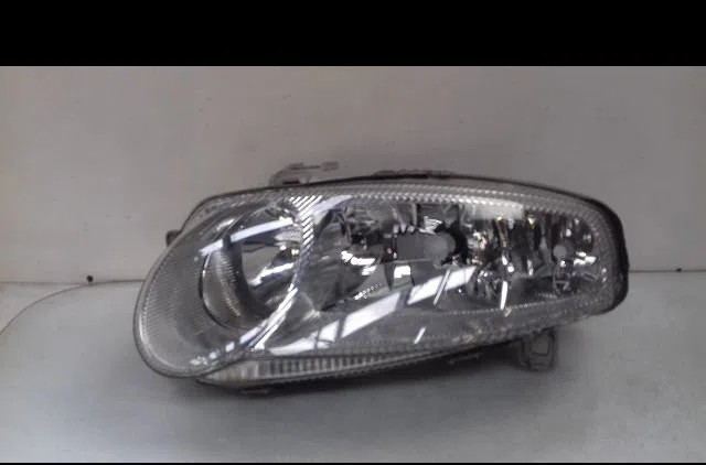 Phare gauche Alfa romeo 147 (937_) 1.9 jtd 16v (937.axg1b, 937.bxg1b) (2002-2010) occasion