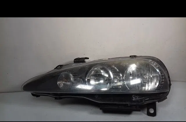 Phare gauche Alfa romeo 147 (937_) 1.9 jtdm 8v (937.axd1a, 937.axu1a, 937.bxu1a) (2005-2010) occasion