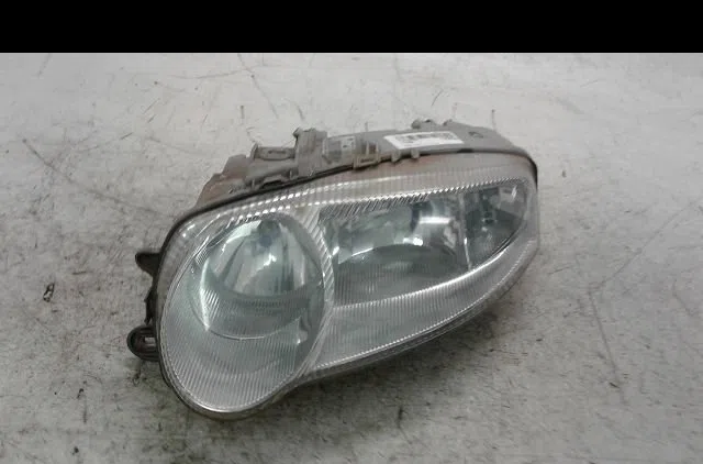 Phare gauche Alfa romeo 147 (937_) 2.0 16v t.spark (937.axa1, 937.axc1, 937.bxc1) (2001-2010) 3 portes occasion