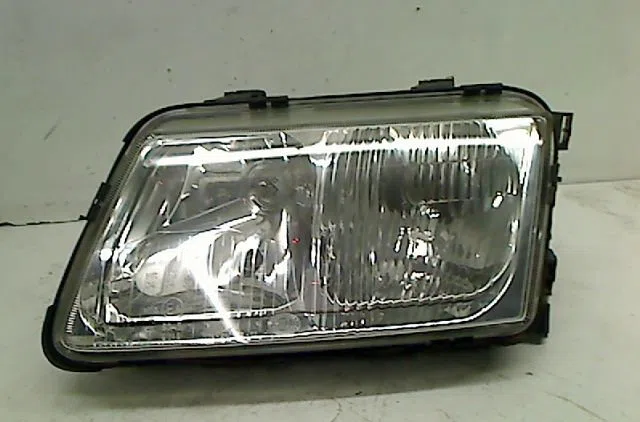 Phare gauche Audi A3 (8L1) 1.9 tdi (1996-2001) occasion
