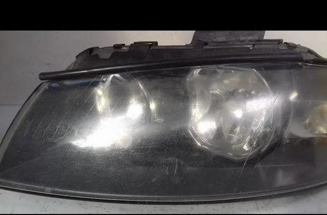 Phare gauche Audi A3 (8P1) 1.9 tdi (2003-2010) 3 portes occasion