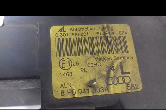 Phare gauche Audi A3 (8P1) 1.9 tdi (2003-2010) 3 portes occasion