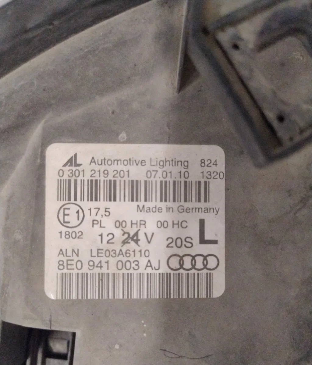 Phare gauche AUDI A4 2  A4 2 AVANT PHASE 2 BREAK occasion