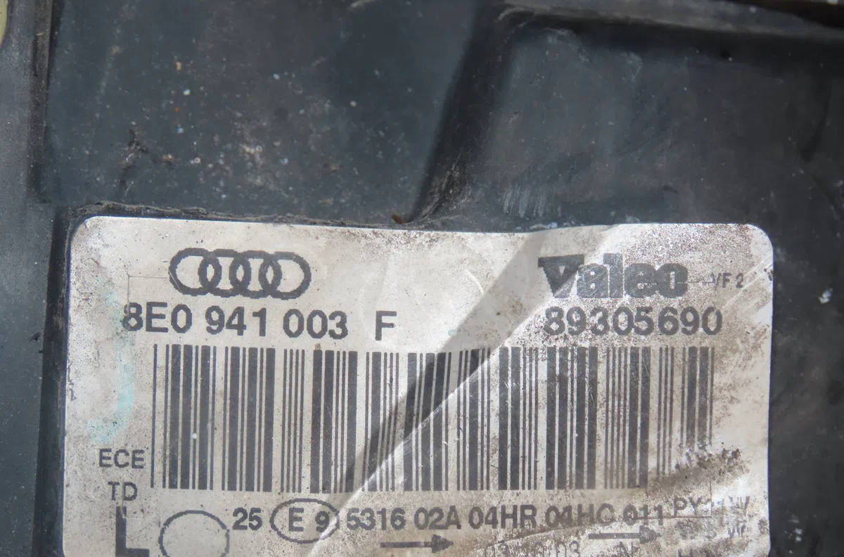 Phare gauche Audi A4 B6 (8E2) 1.9 tdi (2000-2004) occasion