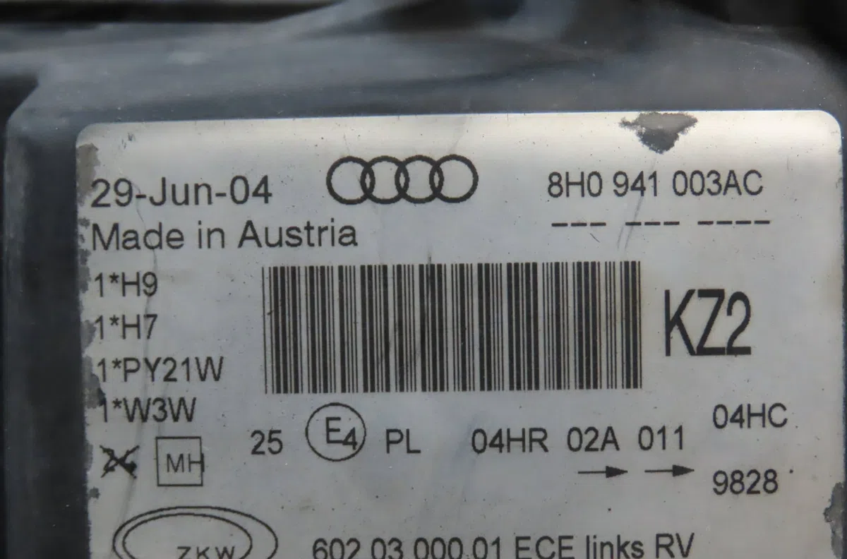 Phare gauche Audi A4 B6 Décapotable (8H7) 2.5 tdi (2002-2005) occasion