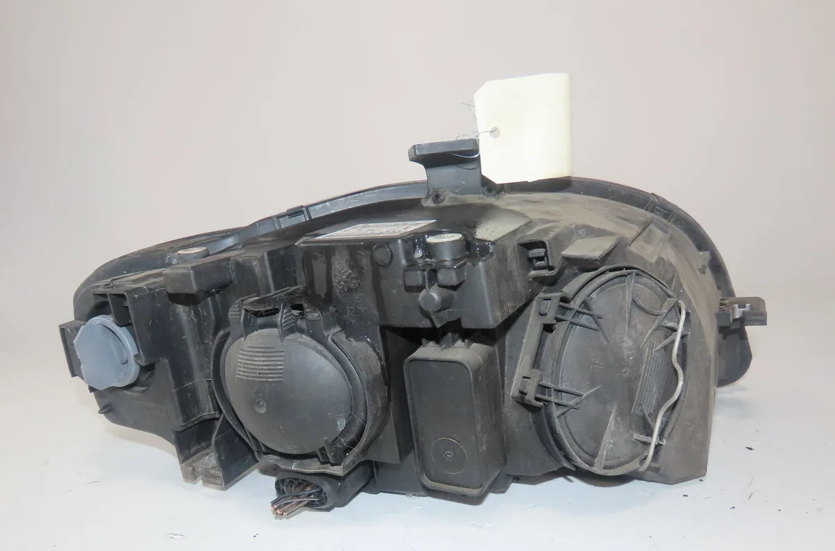 Phare gauche Audi A4 B7 (8EC) 2.0 tdi 16v (2004-2008) 4 portes occasion