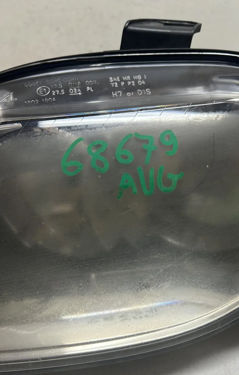 Phare gauche Audi A4 B7 Avant (8ED) 1.9 tdi (2004-2008) occasion