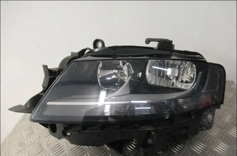 Phare gauche Audi A4 B8 Avant (8K5) 2.0 tdi (2008-2015) occasion