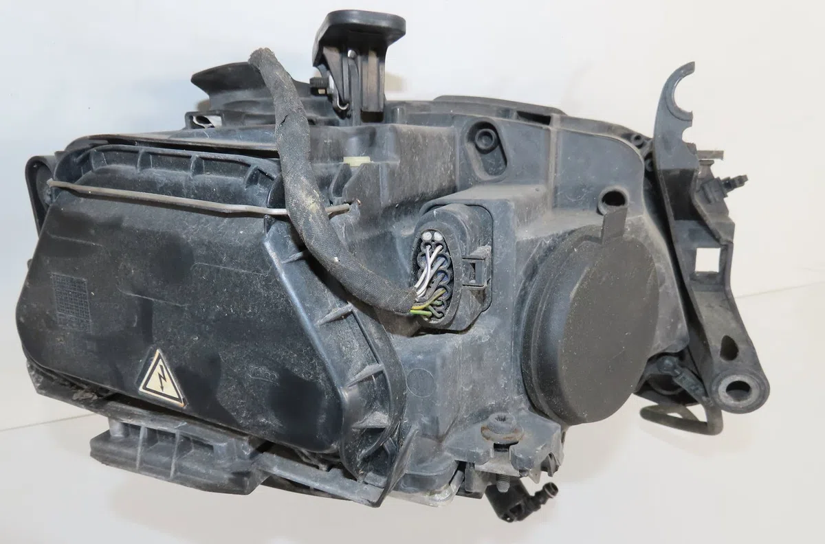 Phare gauche Audi A5 (8T3) 2.0 tdi (2011-2017) occasion