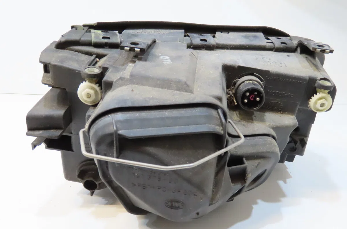 Phare gauche Audi A6 C4 (4A2) 2.0 (1994-1997) occasion