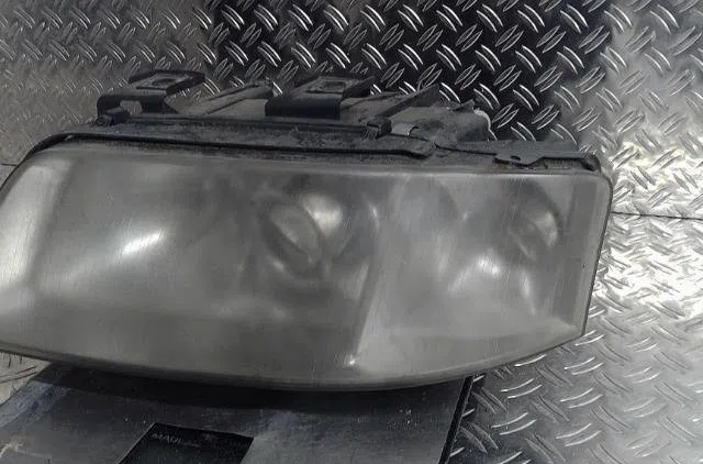 Phare gauche Audi A6 C5 (4B2) 2.5 tdi quattro (1997-2005) occasion