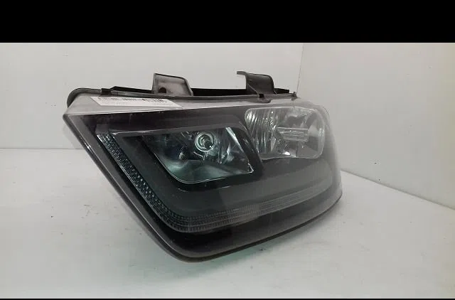 Phare gauche Audi Q3 (8UB, 8UG) 1.4 tsi (2013-2018) occasion
