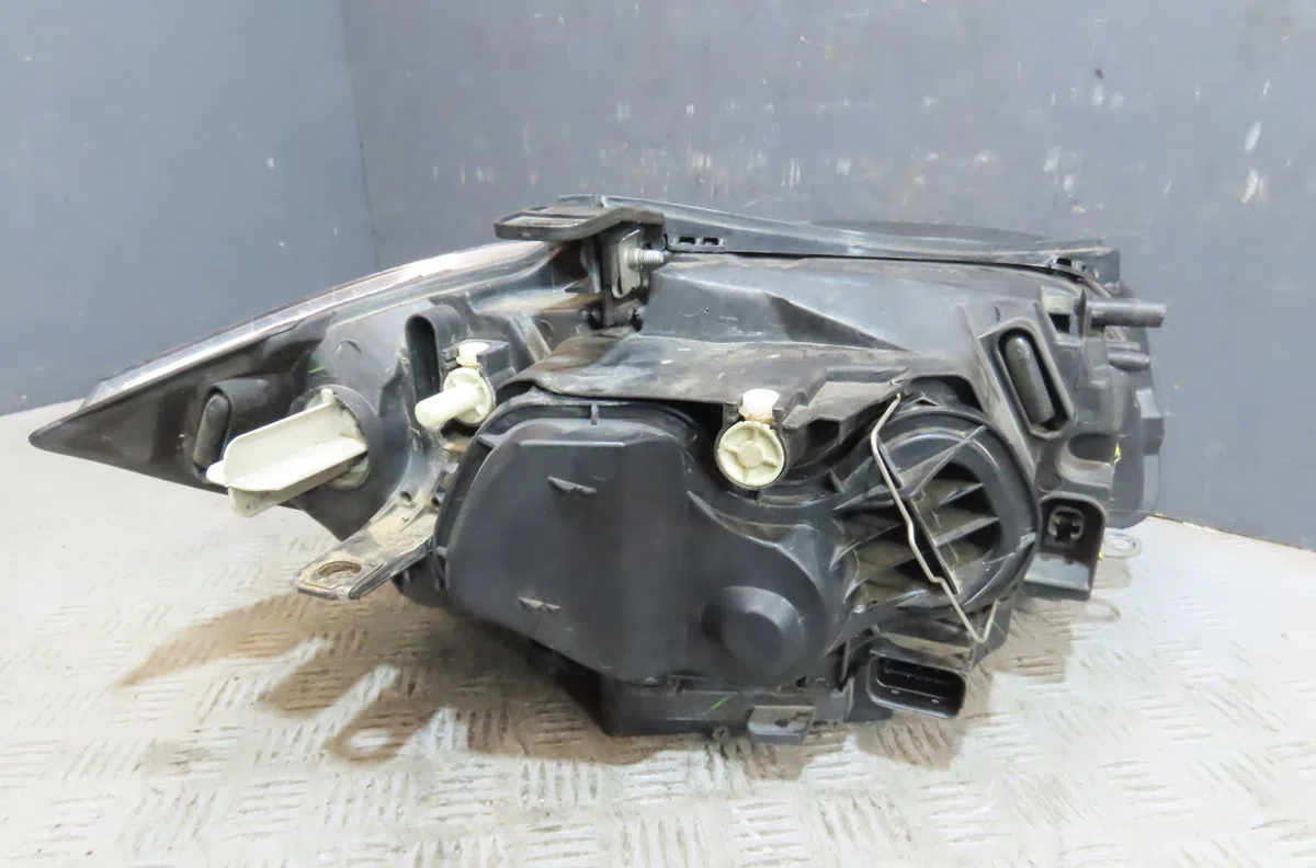 Phare gauche Bmw 1 (E87) 120 d (2004-2011) occasion