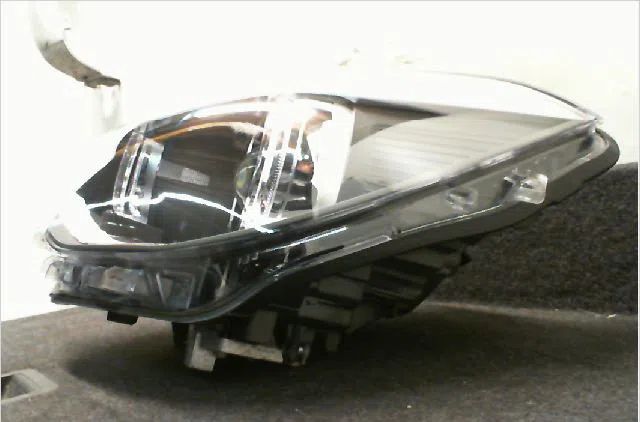 Phare gauche Bmw 1 (F20) 118 d (2011-2015) occasion