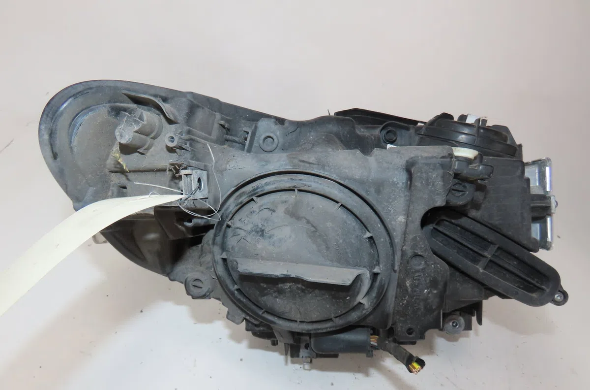 Phare gauche Bmw 1 (F20) 120 d (2011-2015) occasion