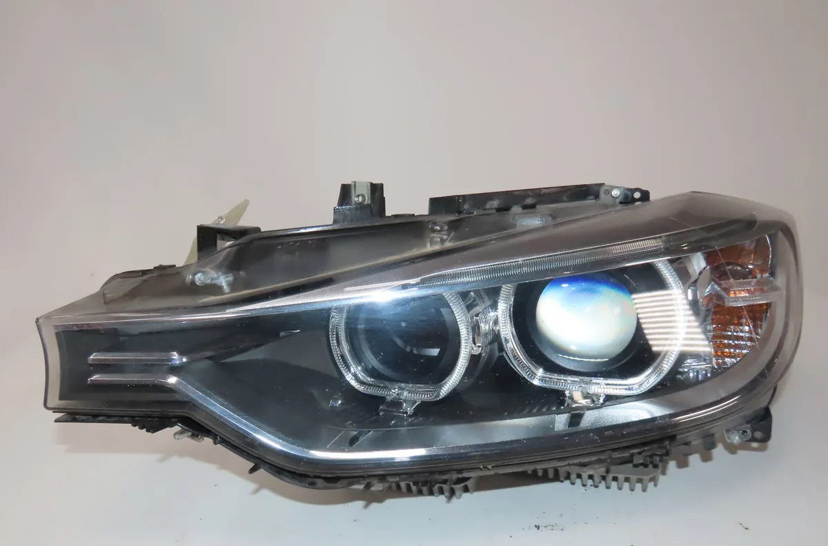 Phare gauche Bmw 3 Touring (F31) 318 d (2012-2015) occasion