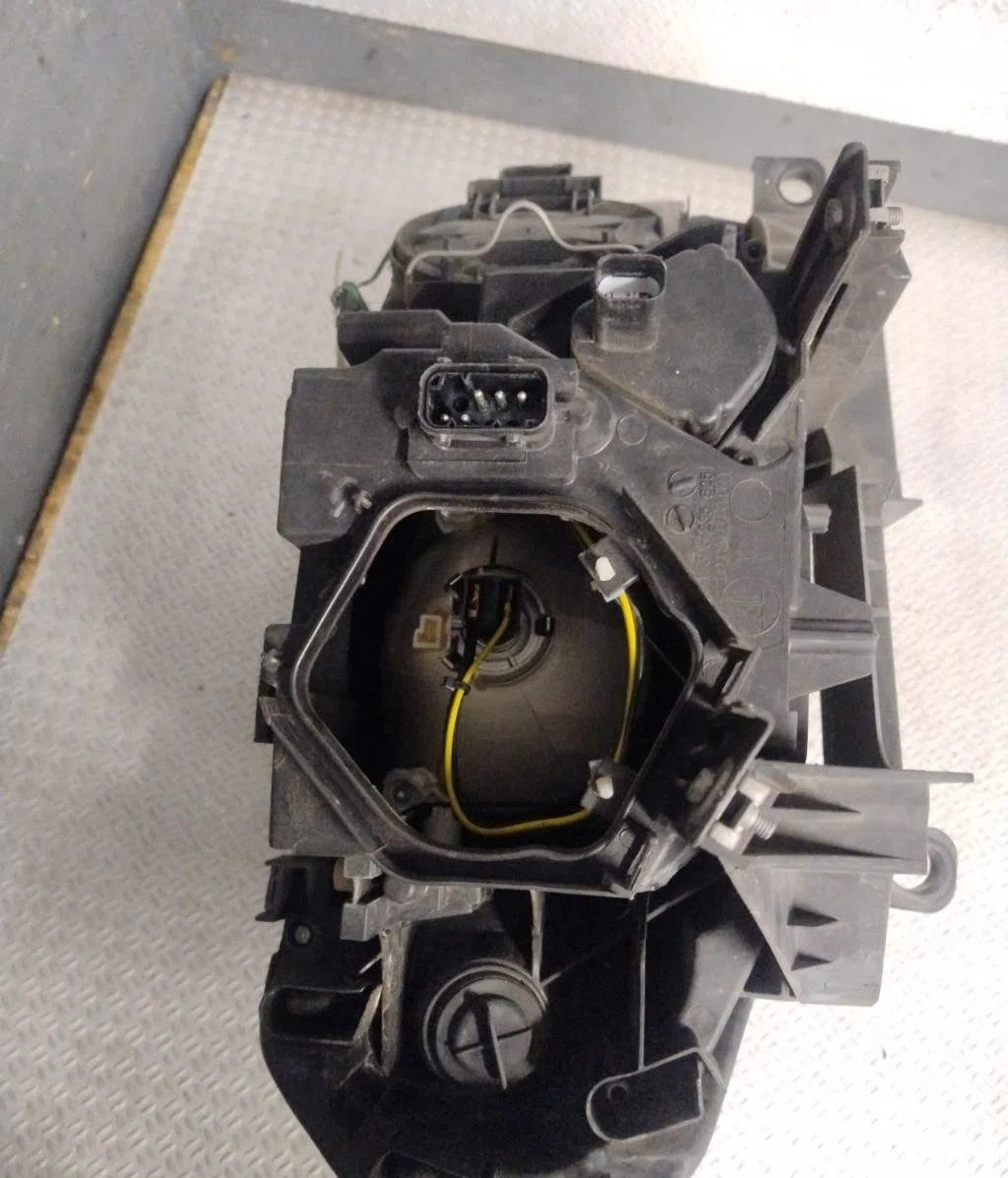 Phare gauche Bmw X3 (E83) 2.0 d (2004-2007) occasion