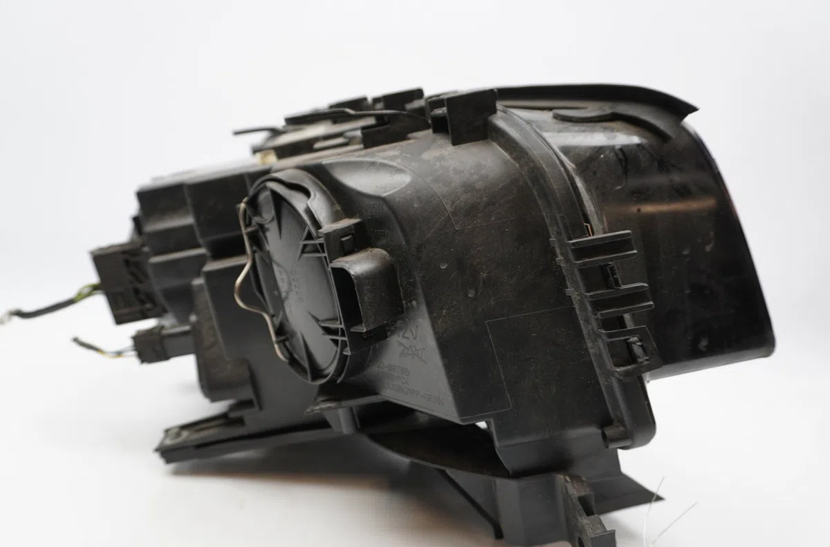 Phare gauche Bmw X3 (E83) 3.0 d (2004-2005) occasion