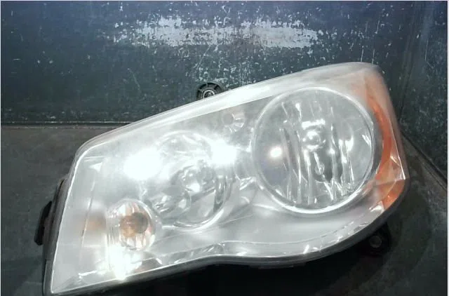 Phare gauche CHRYSLER G.VOYAGER 2008 occasion