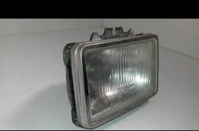 Phare gauche Chrysler LE BARON Décapotable 2.5 i turbo (1989-1993) occasion