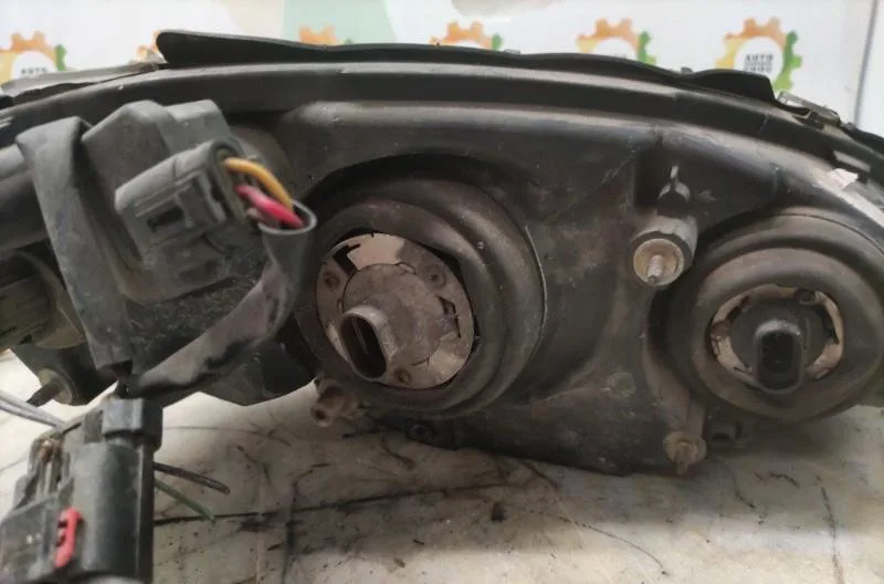 Phare gauche CHRYSLER PT CRUISER PHASE 1 BREAK occasion