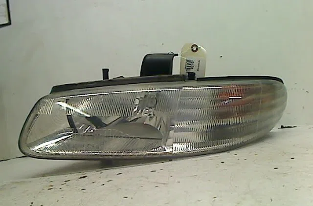 Phare gauche Chrysler VOYAGER - GRAND VOYAGER III (GS_, NS_) 2.4 i (1995-2001) occasion
