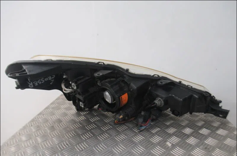 Phare gauche Citroën C-CROSSER (VU_, VV_) 2.2 hdi (2007-2012) 5 portes occasion