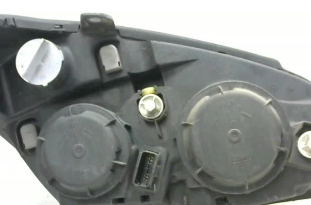 Phare gauche Citroën C5 I (DC_) 2.0 16v (dcrfnc, dcrfnf) (2001-2004) occasion