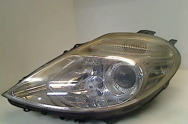 Phare gauche CITROEN C8  2.2 HDi 16v 130ch occasion