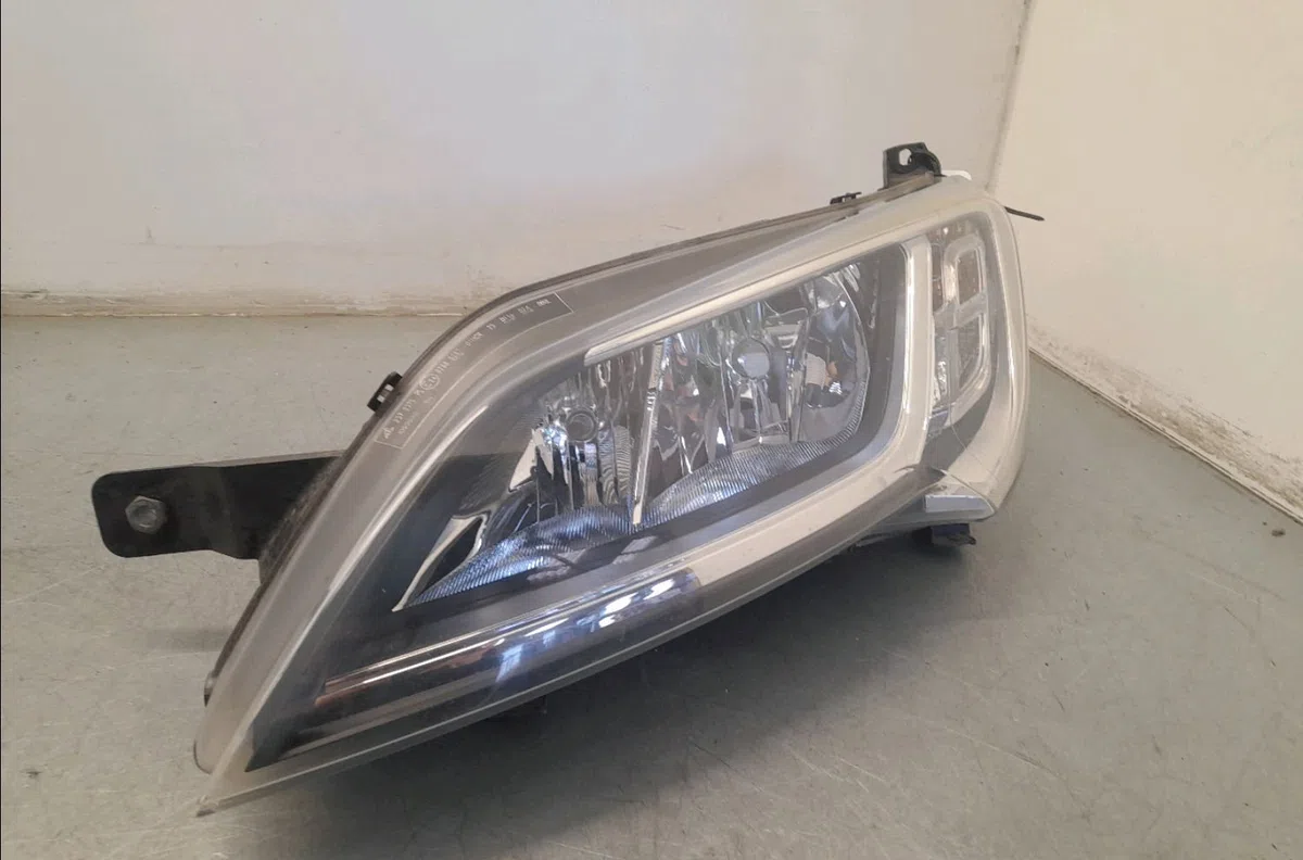 Phare gauche Citroen JUMPER Camionnette 2.0 bluehdi 130 (2015-2019) occasion